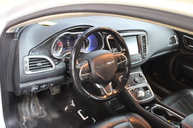 2016 Chrysler 200 C