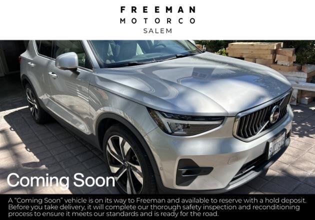 2023 Volvo XC40 B5 Plus Bright Theme for sale in North East Salem, OR