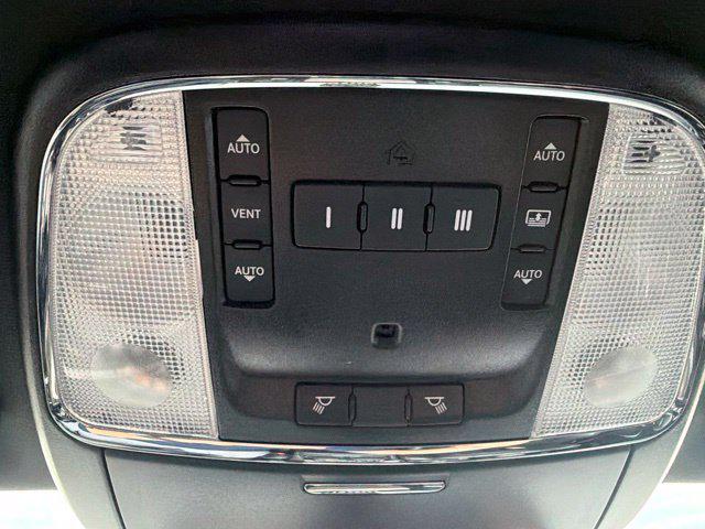 2020 Chrysler 300 300S