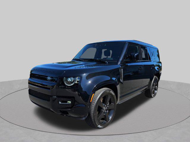 /2025 Land-Rover Defensor