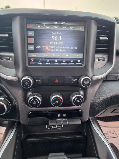 2021 Ram 1500 Big Horn Crew Cab 4x4 57 Box