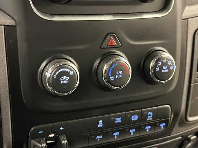 2017 Ram 2500 Tradesman Crew Cab 4x4 64 Box