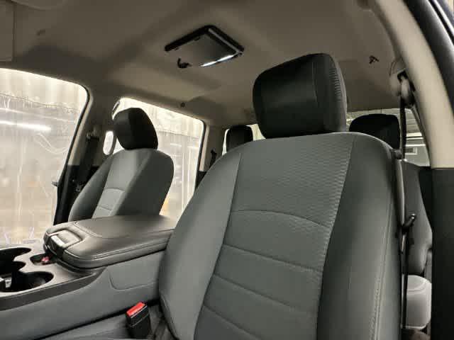 2017 Ram 2500 Tradesman Crew Cab 4x4 64 Box