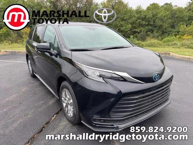 2025 Toyota Sienna LE for sale in Dry Ridge, KY
