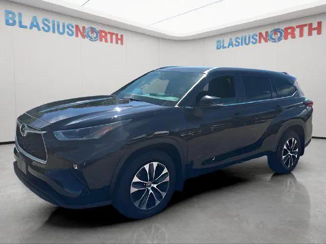 2021 Toyota Highlander XLE for sale in Torrington, CT