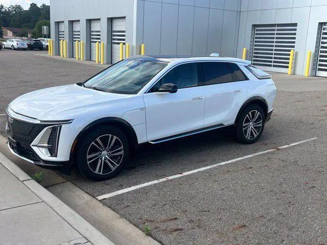 2024 Cadillac iQ Luxury w/1SD for sale in Lansing, MI