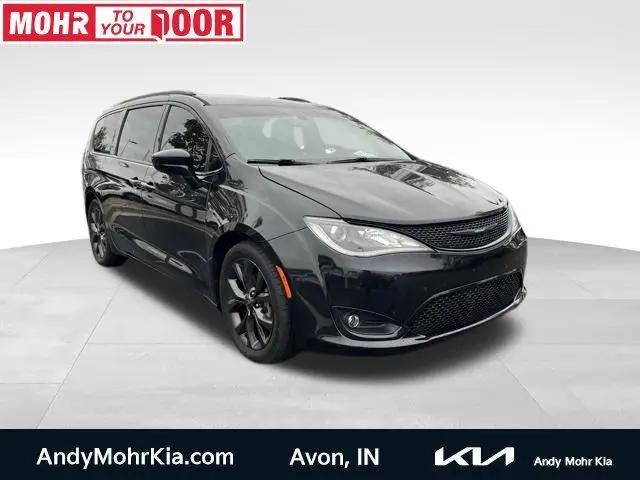 2018 Chrysler Pacifica Touring L Plus for sale in Avon, IN