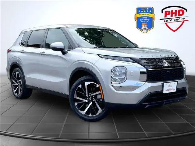 2022 Mitsubishi Outlander ES 2.5 S-AWC for sale in ELYRIA, OH