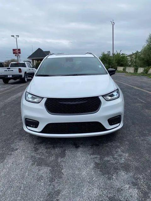 2026 Chrysler Pacifica Limited for sale in Davenport, IA