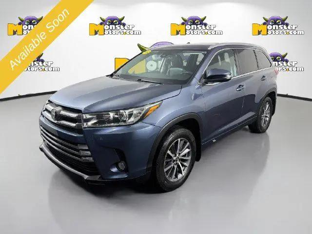 2018 Toyota Highlander XLE for sale in Michigan Center, MI