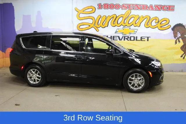 2026 Chrysler Pacifica Select for sale in Grand Ledge, MI