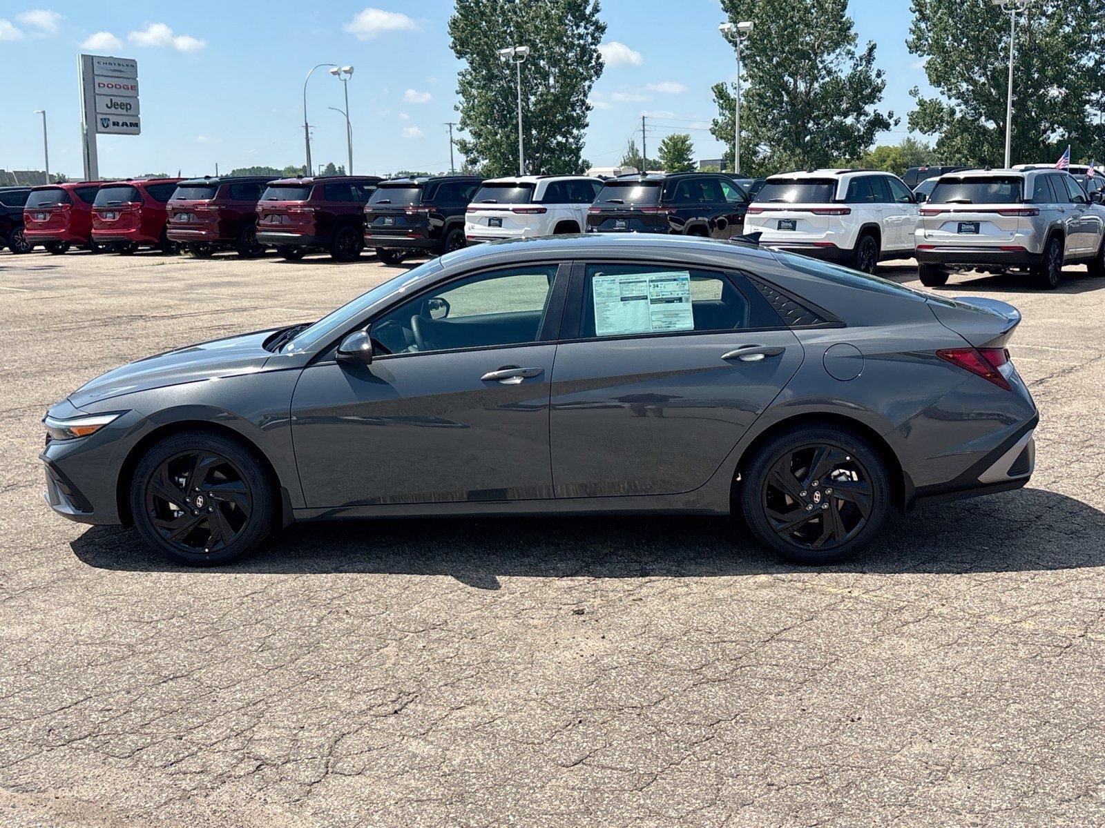 2026 Hyundai Elantra SEL Sport - Photo 8
