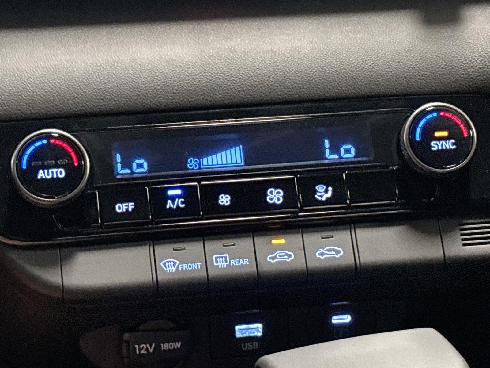 2026 Hyundai Elantra SEL Sport - Photo 9
