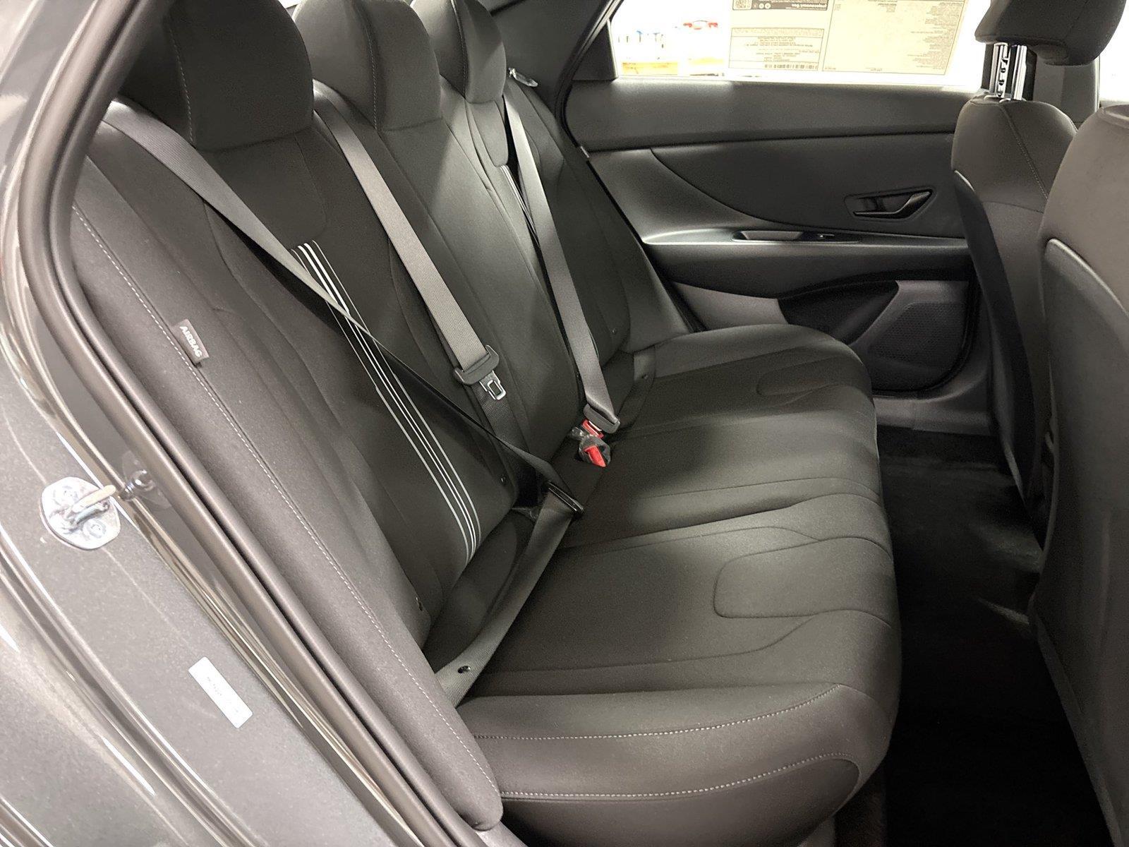 2026 Hyundai Elantra SEL Sport - Photo 26