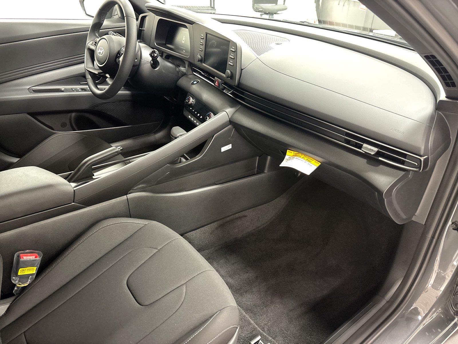 2026 Hyundai Elantra SEL Sport - Photo 28
