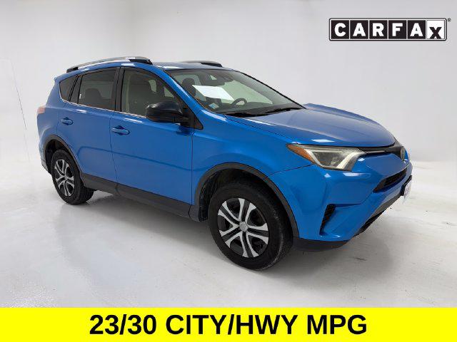 2018 Toyota RAV4 LE for sale in Robstown, TX
