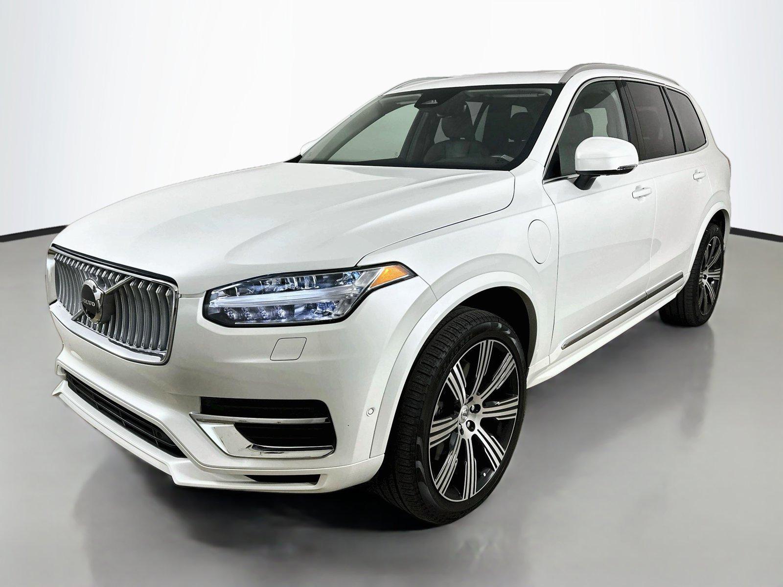 /2025 Volvo XC90-PLUG-IN HYBRID