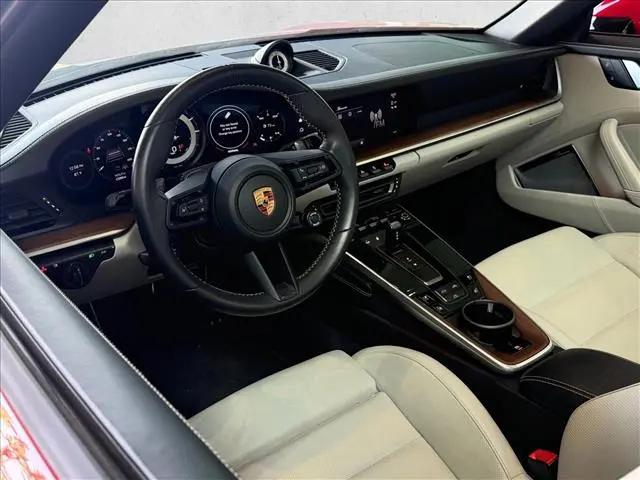 2022 Porsche 911 Carrera S Cabriolet