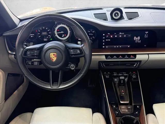 2022 Porsche 911 Carrera S Cabriolet