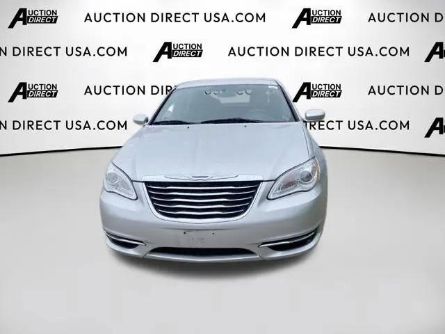 2012 Chrysler 200 Touring