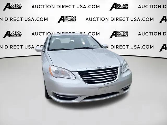 2012 Chrysler 200 Touring