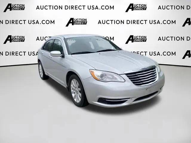 2012 Chrysler 200 Touring