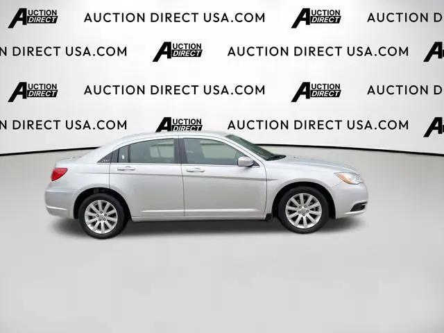 2012 Chrysler 200 Touring