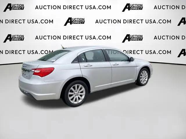 2012 Chrysler 200 Touring