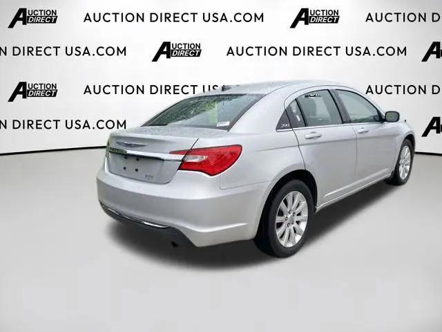 2012 Chrysler 200 Touring