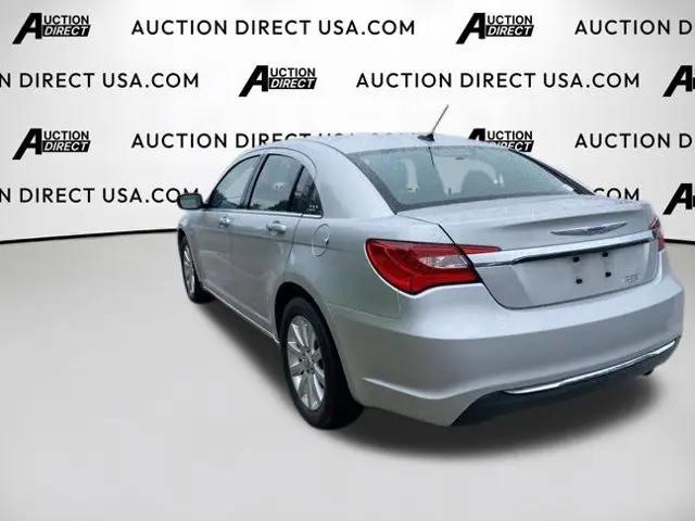 2012 Chrysler 200 Touring