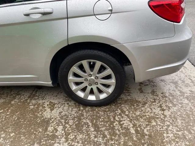 2012 Chrysler 200 Touring