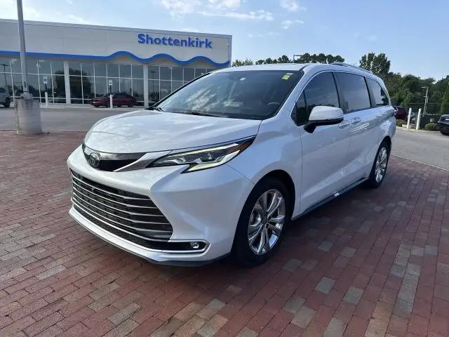 2023 Toyota Sienna Platinum for sale in Huntsville, AL