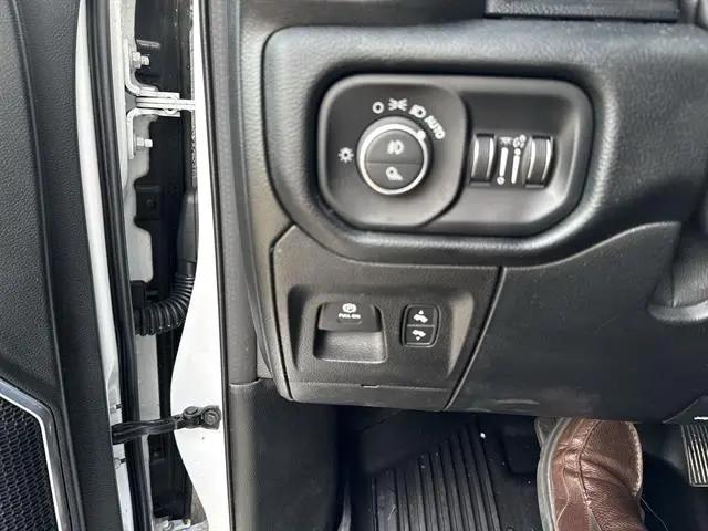 2021 Ram 1500 Laramie Crew Cab 4x4 57 Box