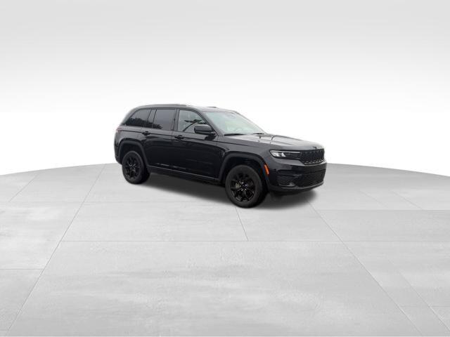 2025 Jeep Grand Cherokee Altitude X 4x4