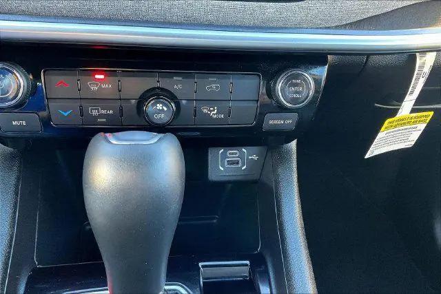 2024 Jeep Compass Latitude Lux FWD