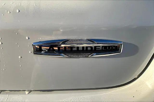 2024 Jeep Compass Latitude Lux FWD