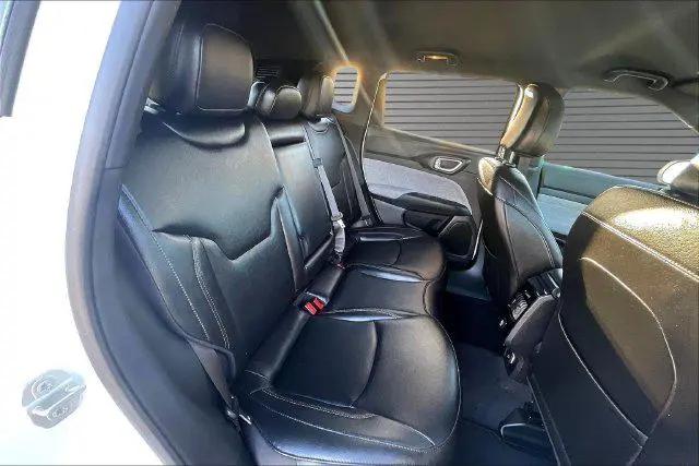 2024 Jeep Compass Latitude Lux FWD
