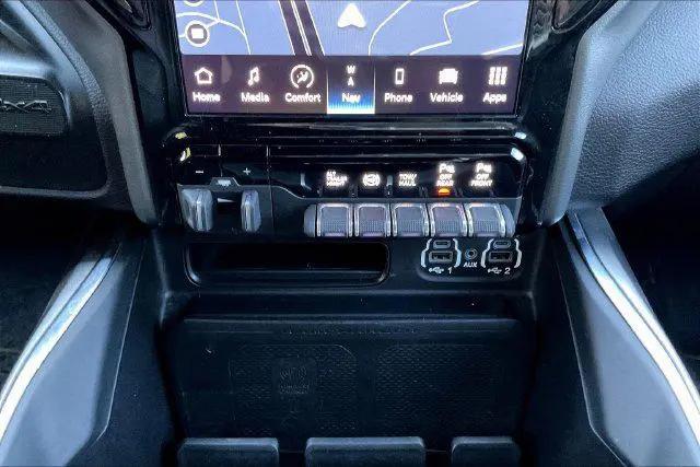 2022 Ram 3500 Laramie Crew Cab 4x4 8 Box