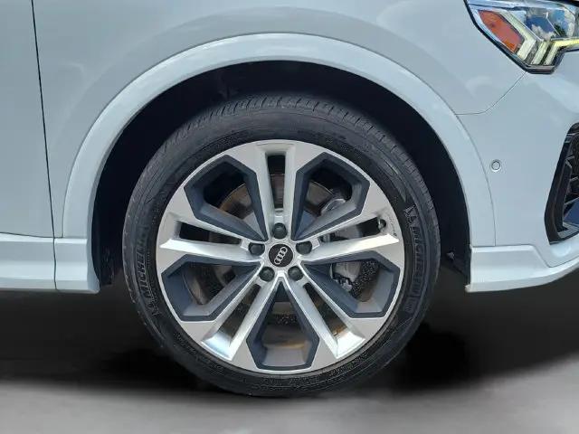 2021 Audi Q3 Premium Plus 45 TFSI S line quattro Tiptronic