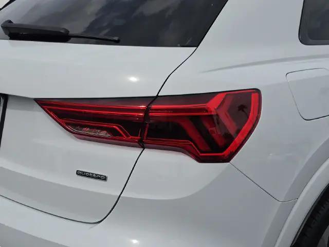 2021 Audi Q3 Premium Plus 45 TFSI S line quattro Tiptronic