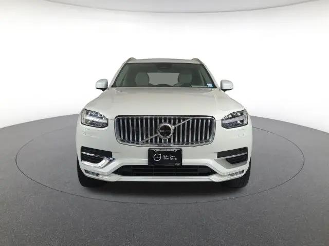 2024 Volvo XC90 B6 Ultimate Bright Theme 6-Seater
