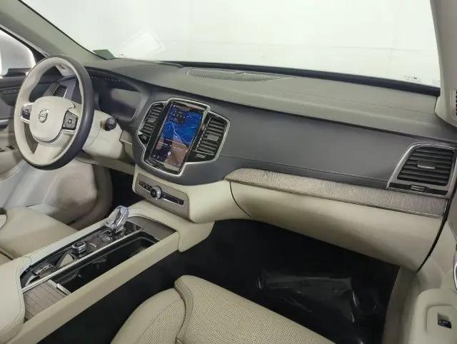 2024 Volvo XC90 B6 Ultimate Bright Theme 6-Seater