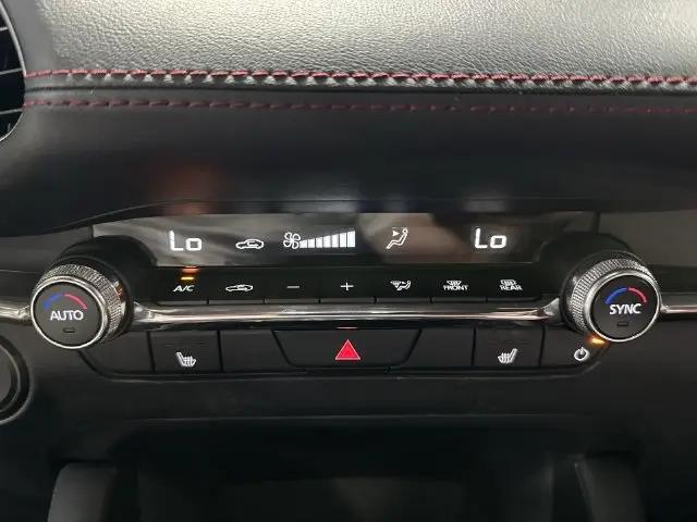 2024 Mazda Mazda3 2.5 S Carbon Edition