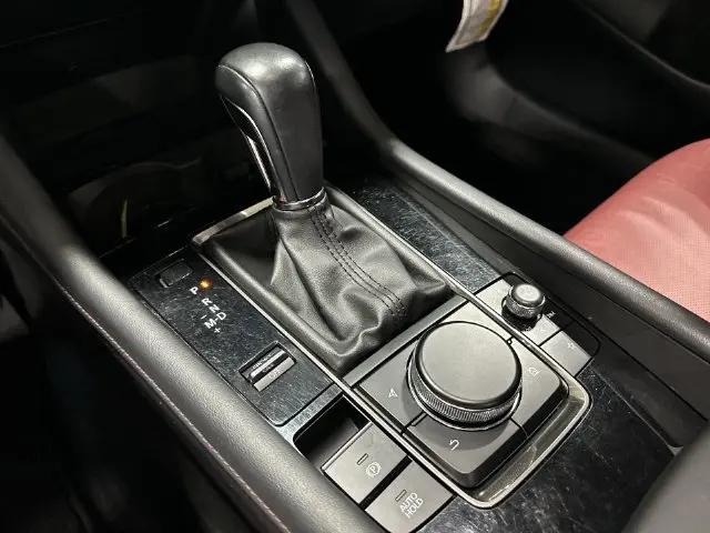 2024 Mazda Mazda3 2.5 S Carbon Edition