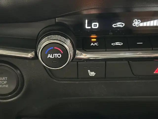 2024 Mazda Mazda3 2.5 S Carbon Edition
