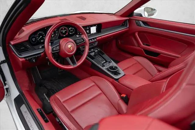 2022 Porsche 911 Carrera 4S Cabriolet