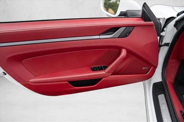 2022 Porsche 911 Carrera 4S Cabriolet