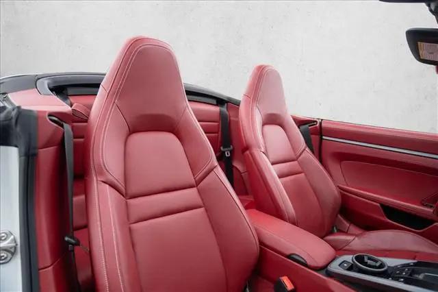 2022 Porsche 911 Carrera 4S Cabriolet