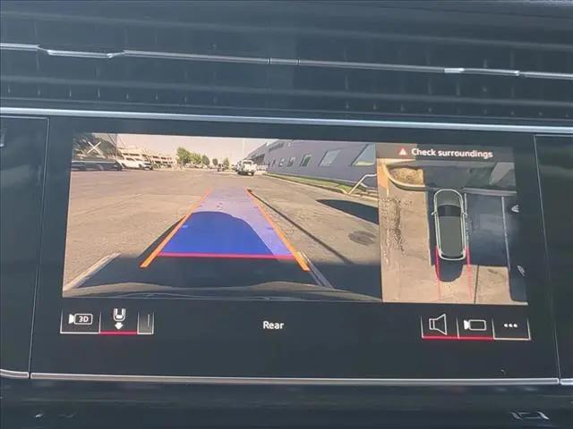 2022 Audi Q7 Premium 55 TFSI quattro Tiptronic