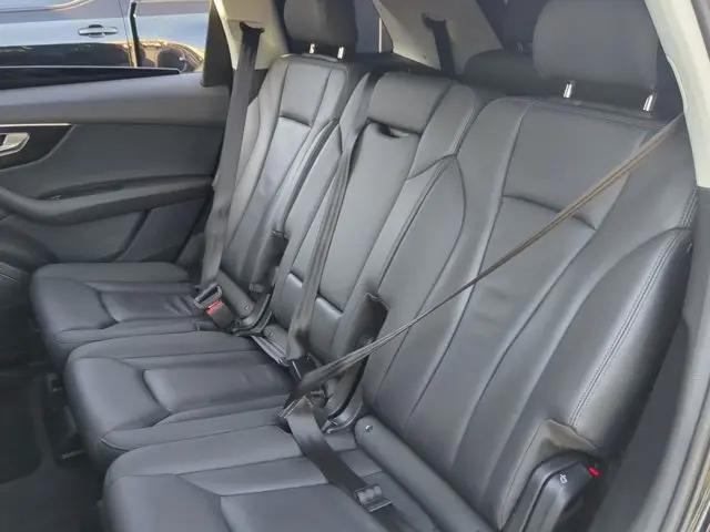 2022 Audi Q7 Premium 55 TFSI quattro Tiptronic